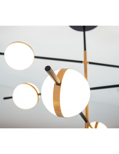 Griestu lampa 2002
