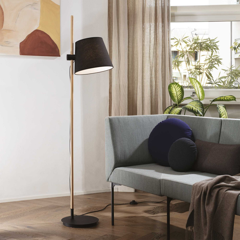Stāvlampa Axel pt1
