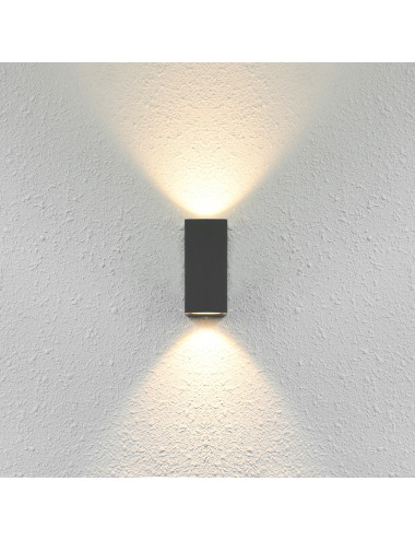 Fasādes lampa Genta IP54
