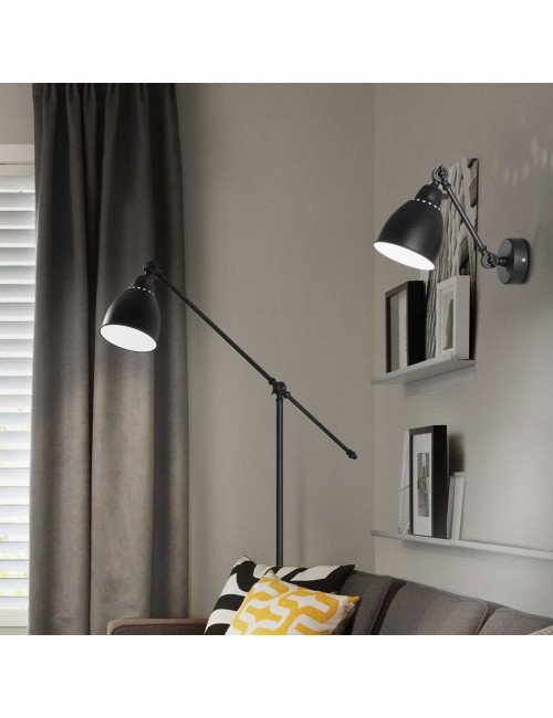 Sienas lampa Newton ap1