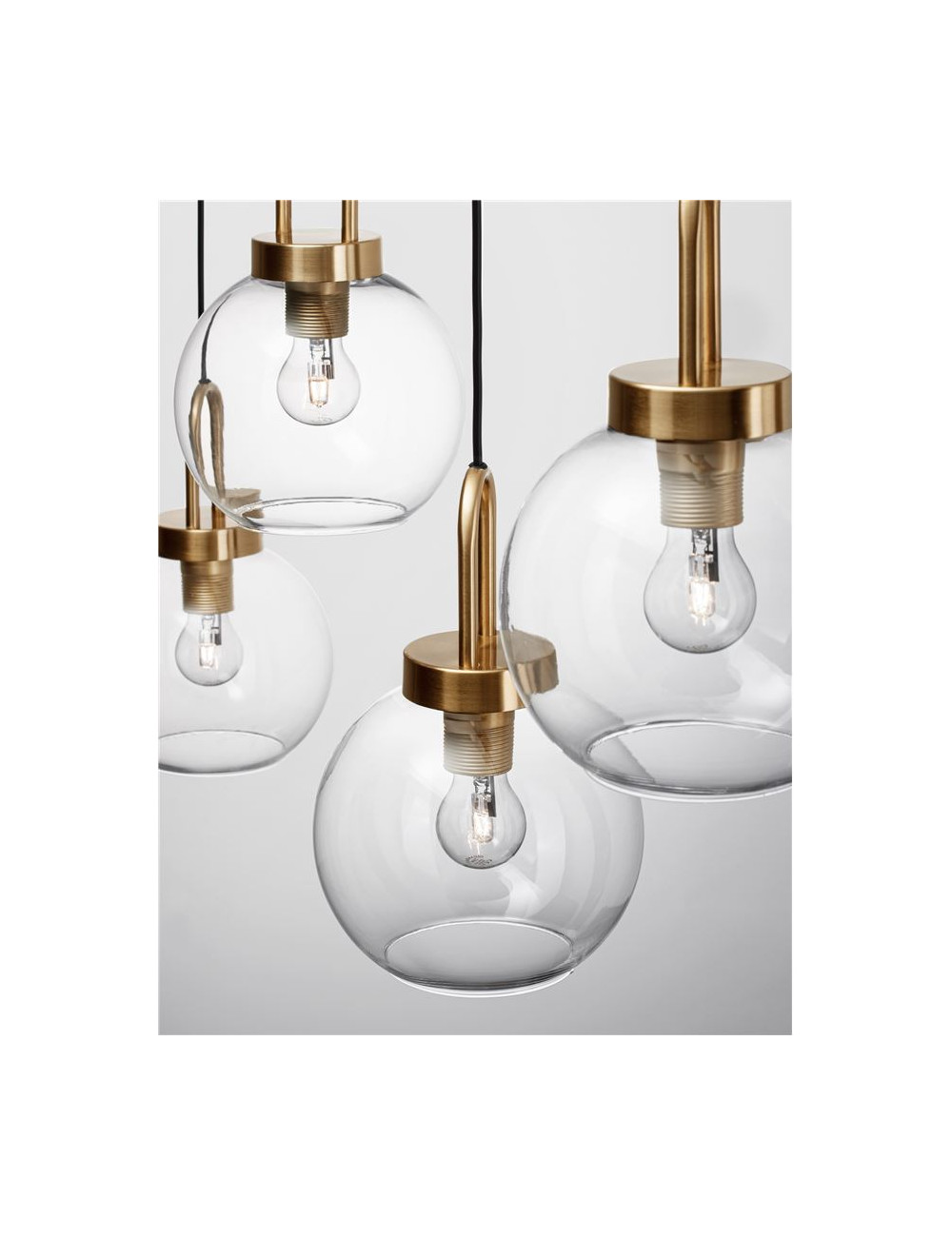 Piekaramā lampa Irvine